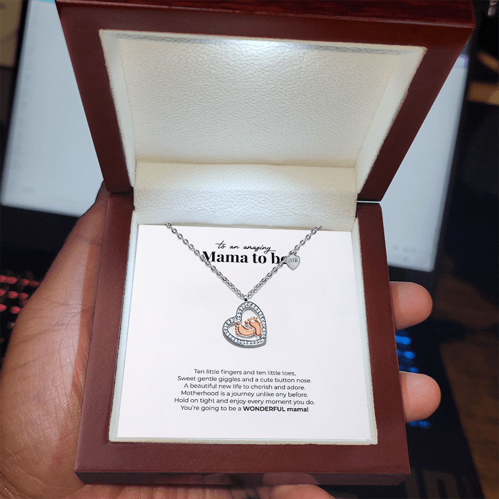 TO AN AMAZING MAMA TO BE (BABY FEET / HEART NECKLACE)